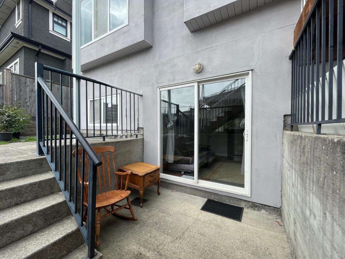 Coze Home In Vancouver Near Yvr Esterno foto